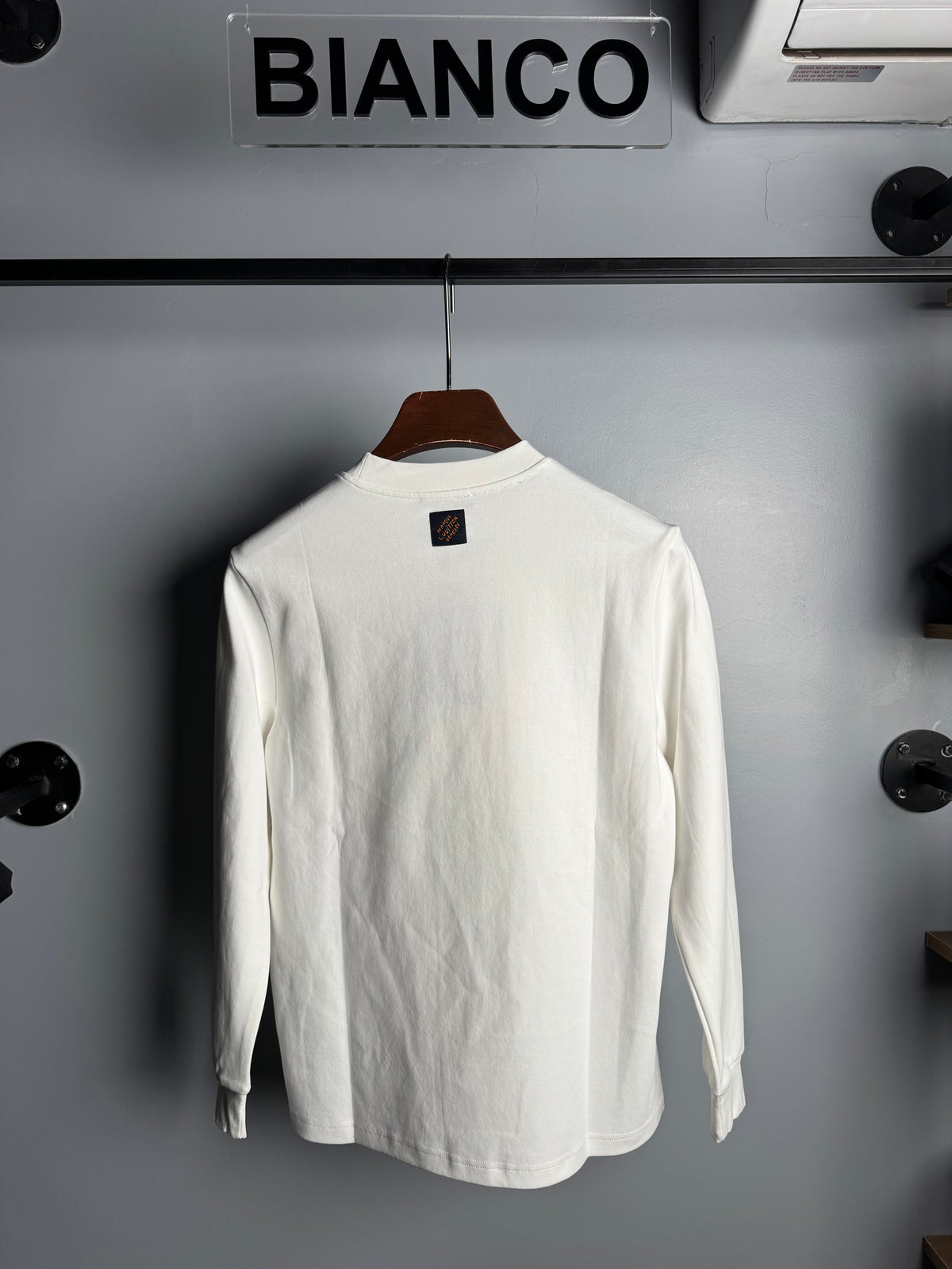 Louis Vuitton Pearl-Texture Logo Tee – White
