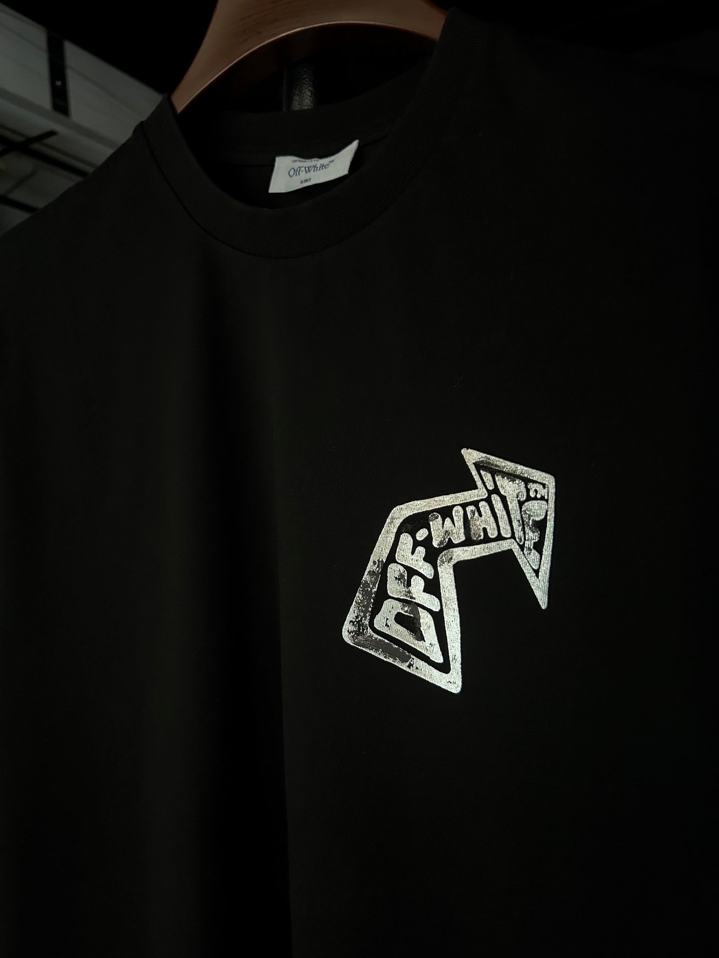 Off-White Arrow Print T-Shirt Black