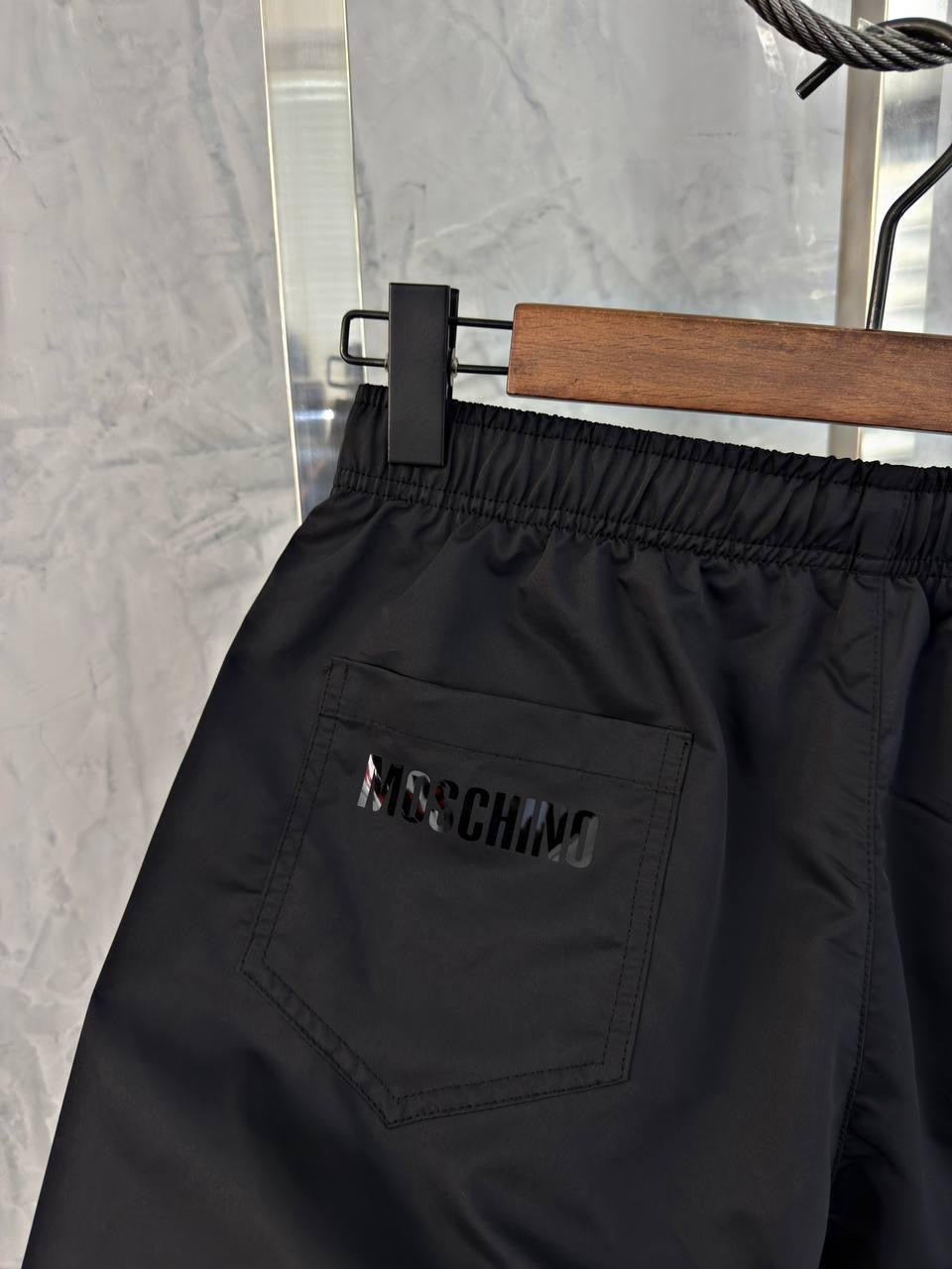 MOSCHINO Iconic Heart logo black