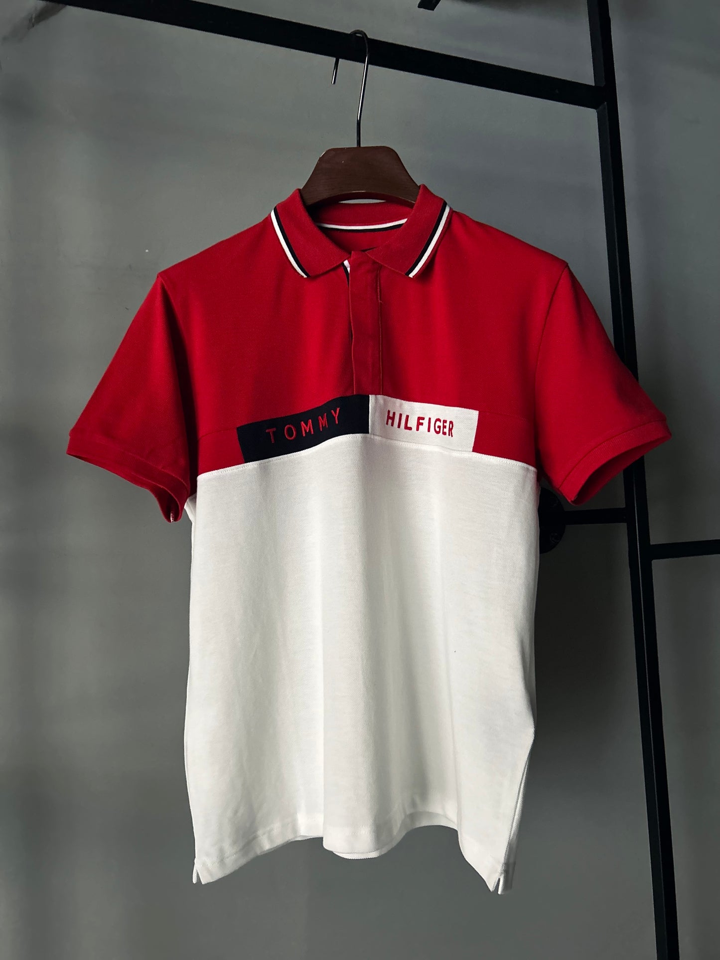 TOMMY HILFIGER ADAPTIVE MENS SLIM FIT COLORBLOCK POLO