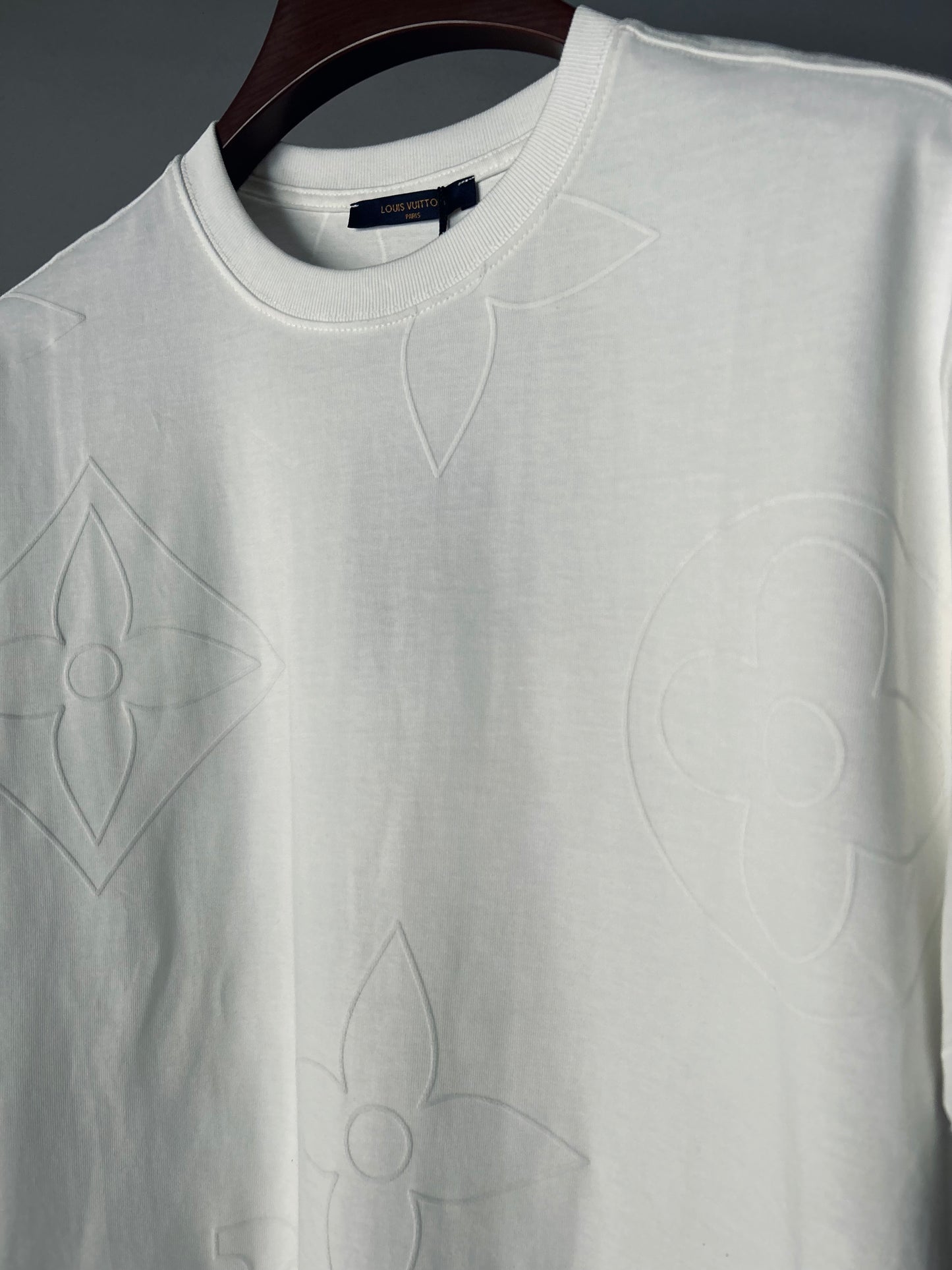 Louis Vuttion Short-Sleeved Embroidered T-shirt