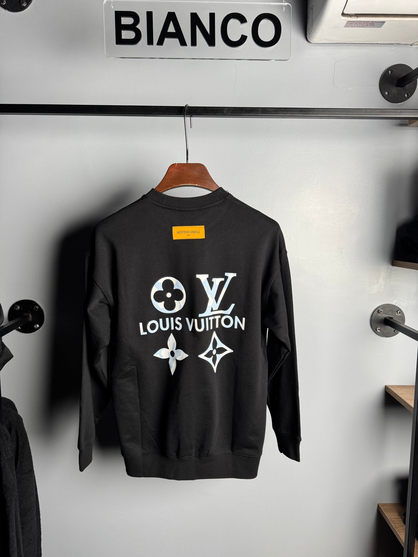 Louis Vuitton Signature Contrast Logo Sweatshirt black