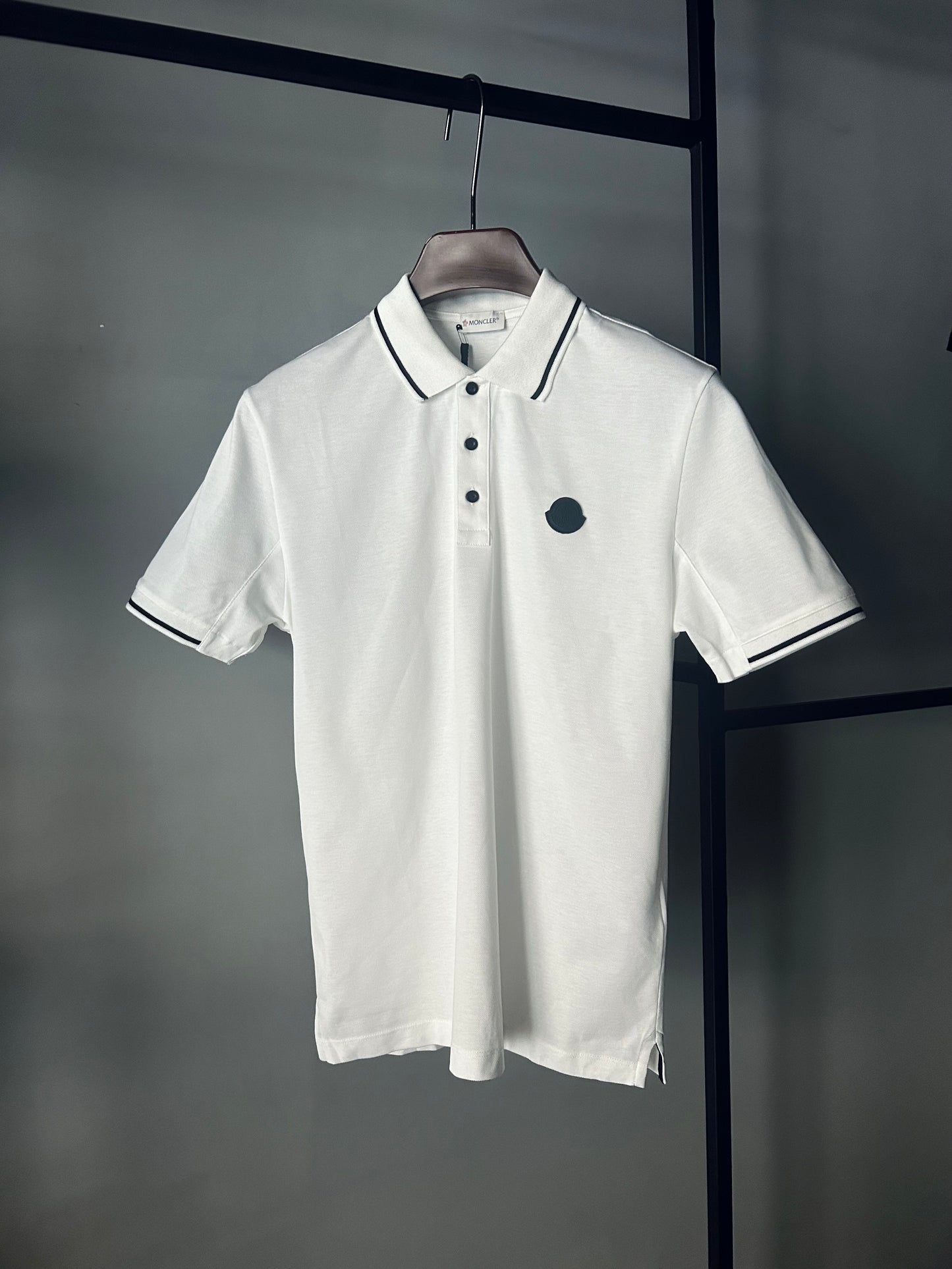 Moncler logo-appliqué polo shirt White