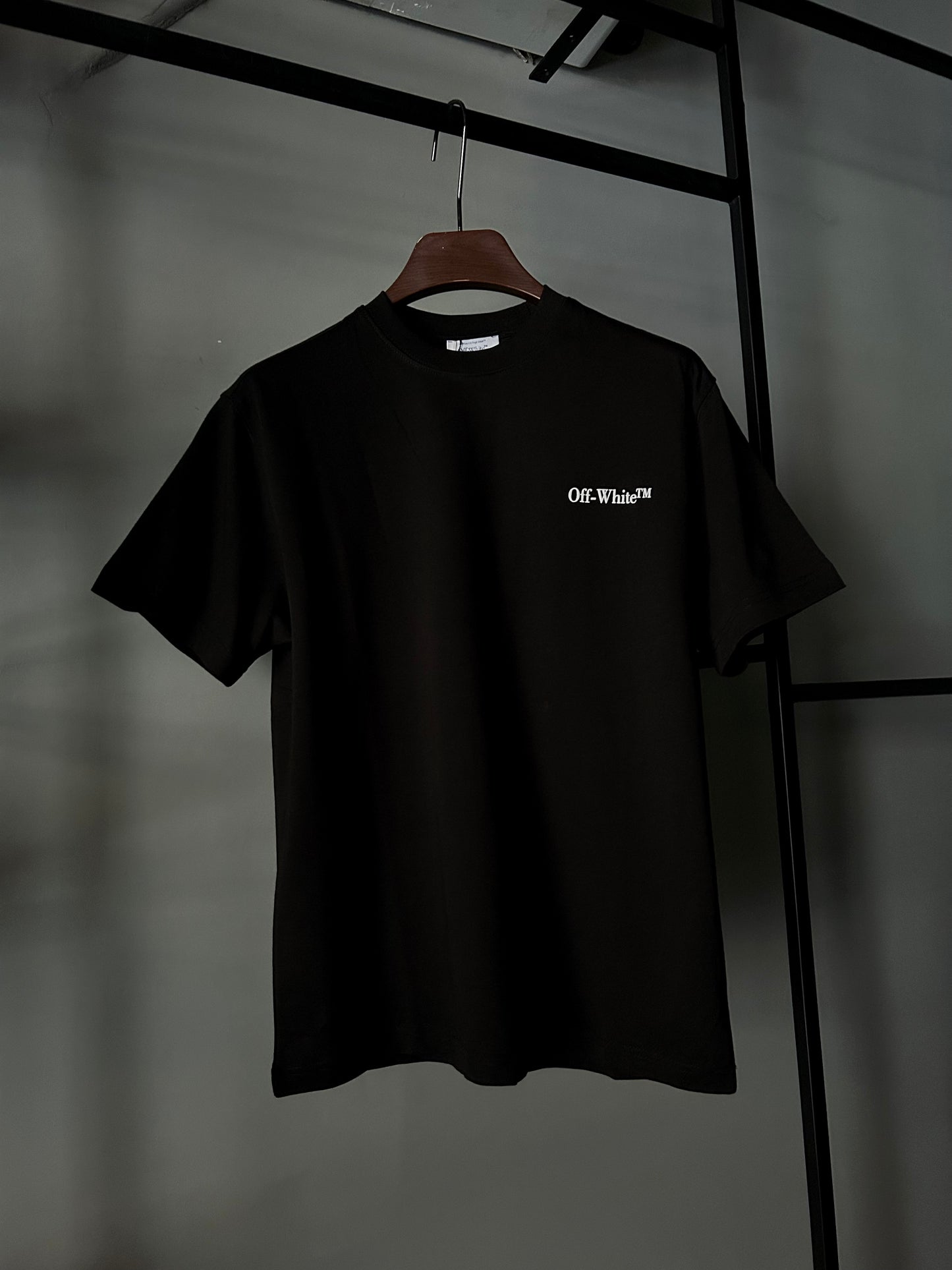 Off-White Gothic Arrow Bowling T-Shirt Black