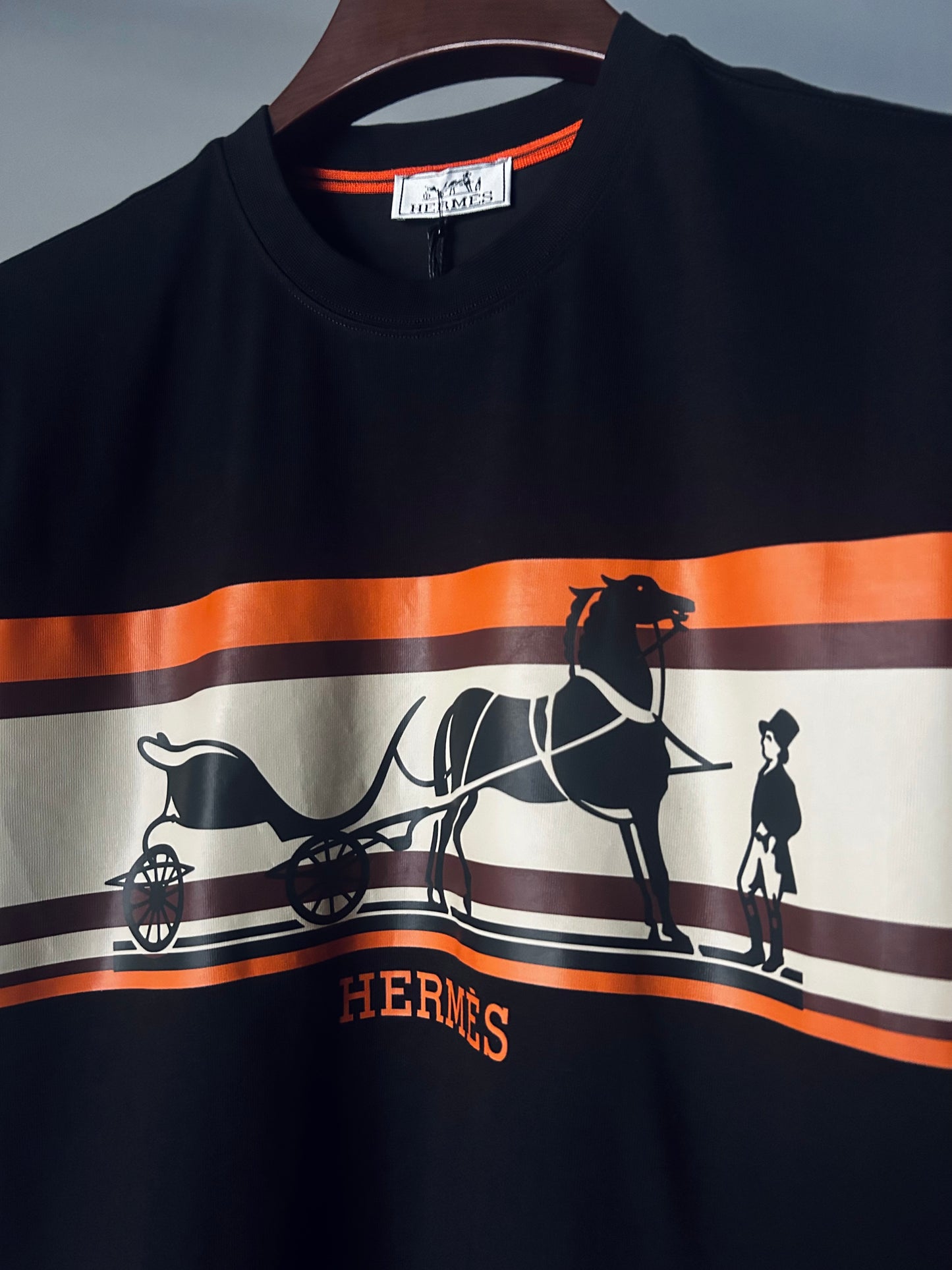 HERMES Printed Horse Logo Tshirt Black