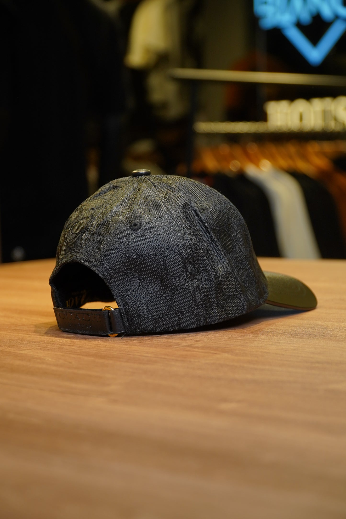 Coach Luxury Signature Cap All Black Edition