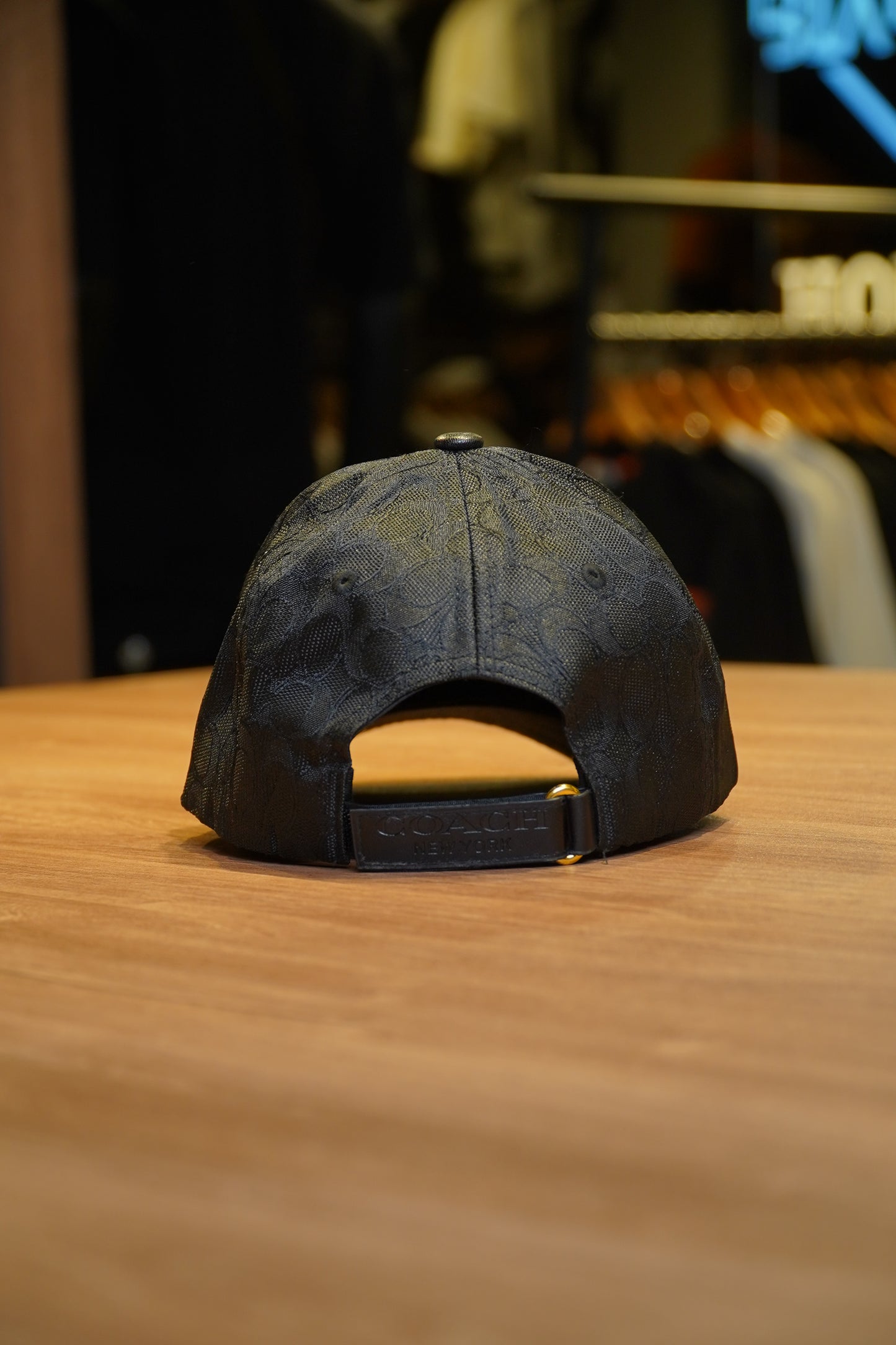 Coach Luxury Signature Cap All Black Edition