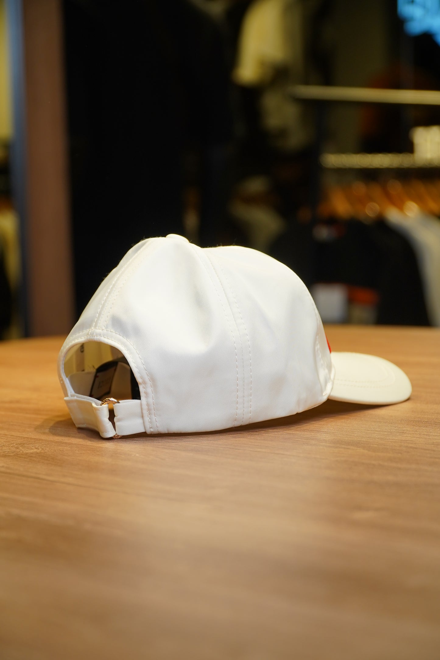 Gucci Classic White Cap Red 3D Embroidery