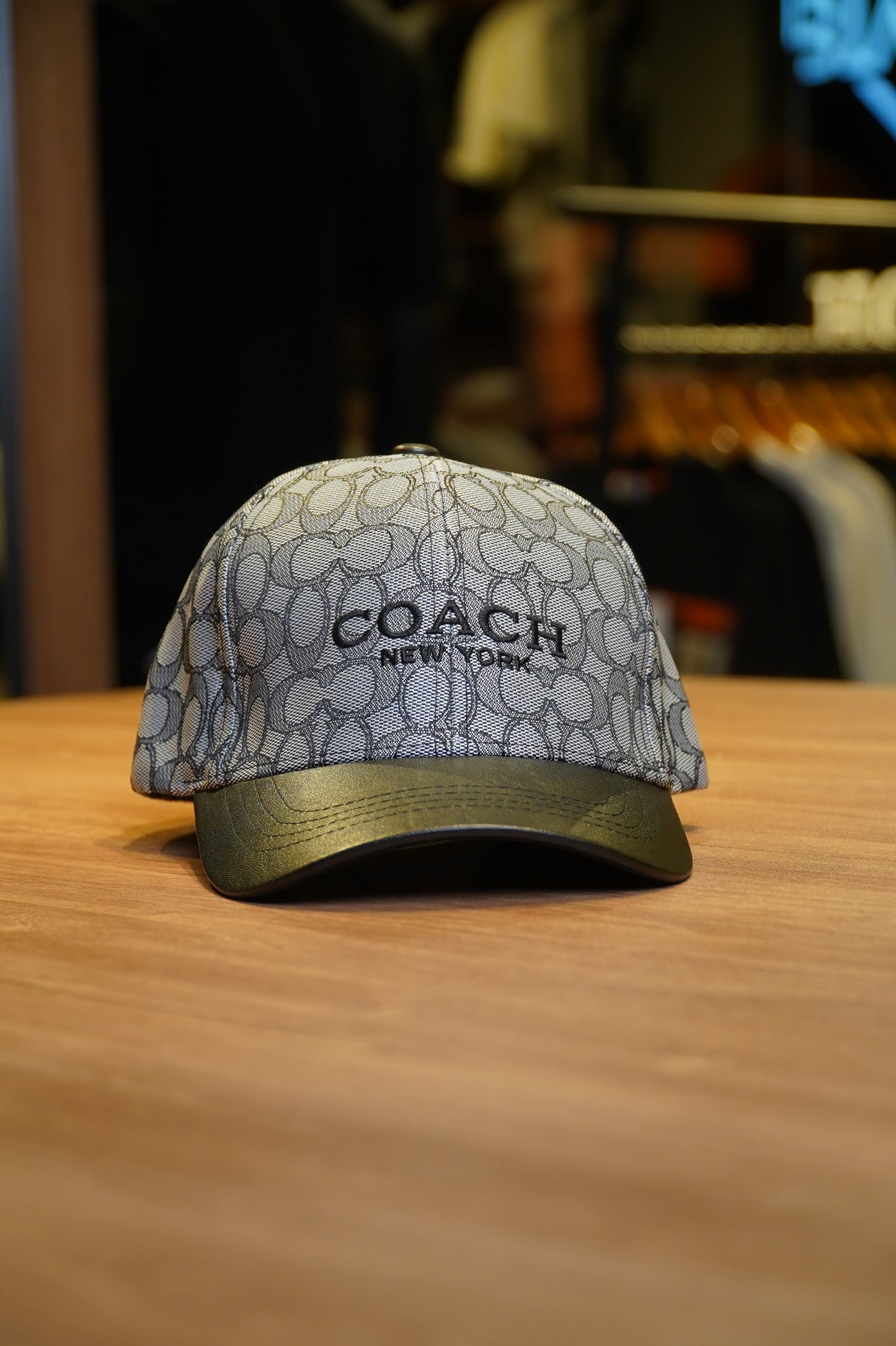 Coach Classic Signature Pattern Hat