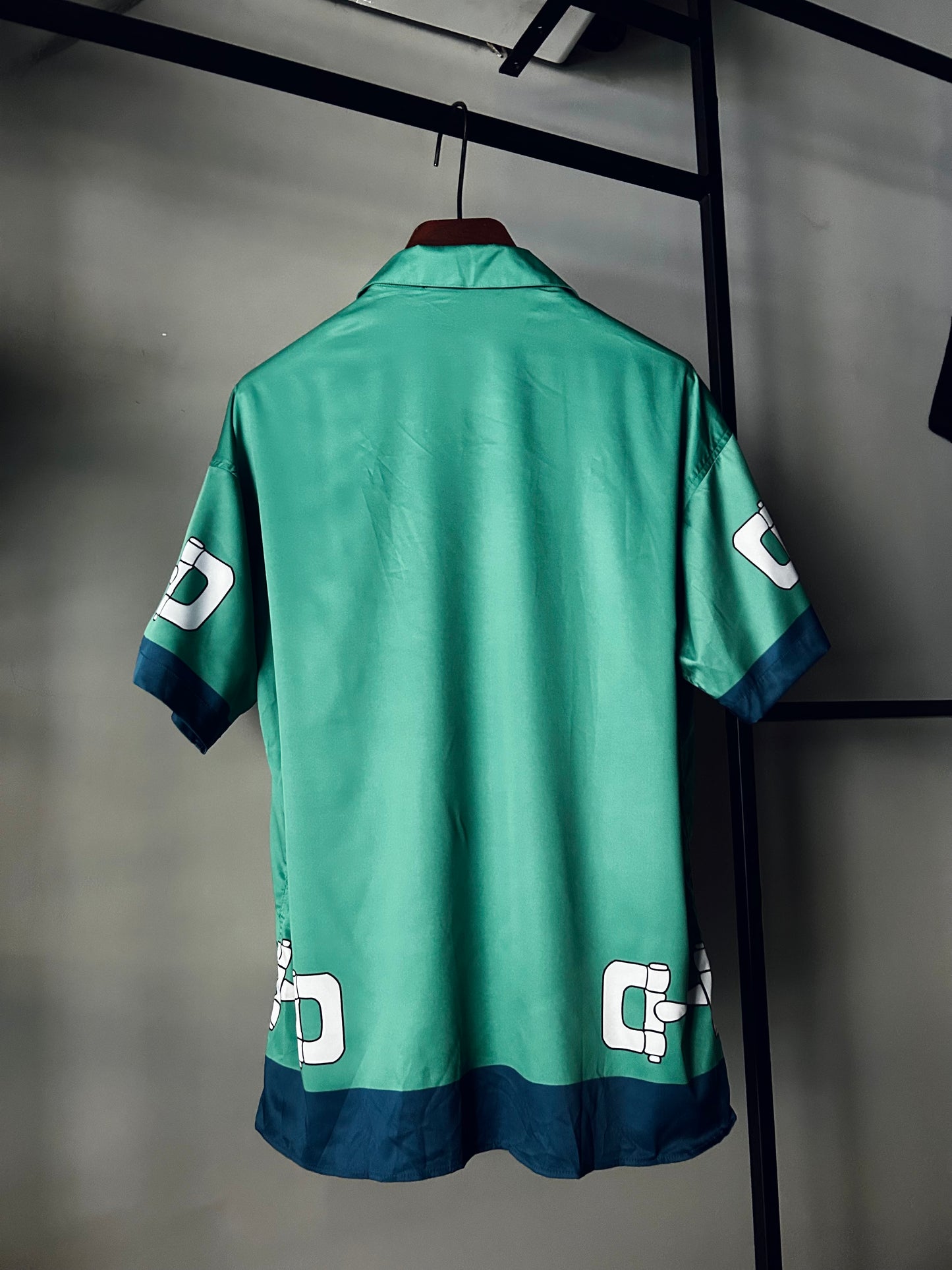 GUCCI Men's Green Camp-collar Printed Silk-satin Shirt