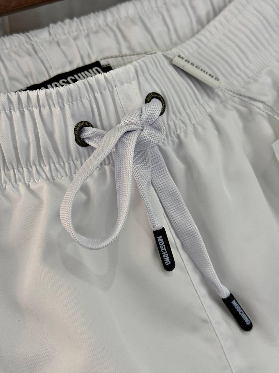 MOSCHINO Iconic Heart logo White