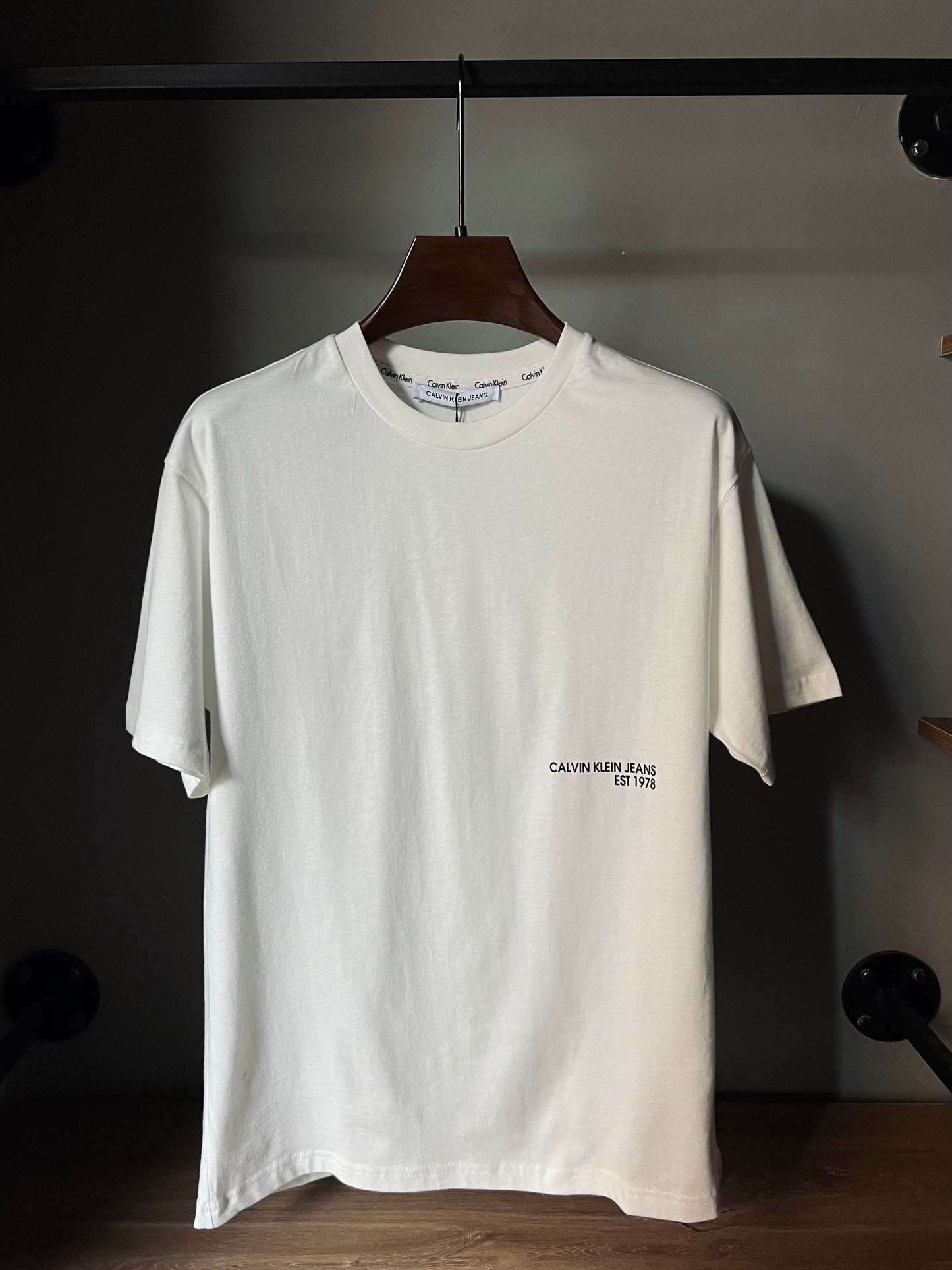 CALVIN KLEIN Relaxed Spray Print T-Shirt