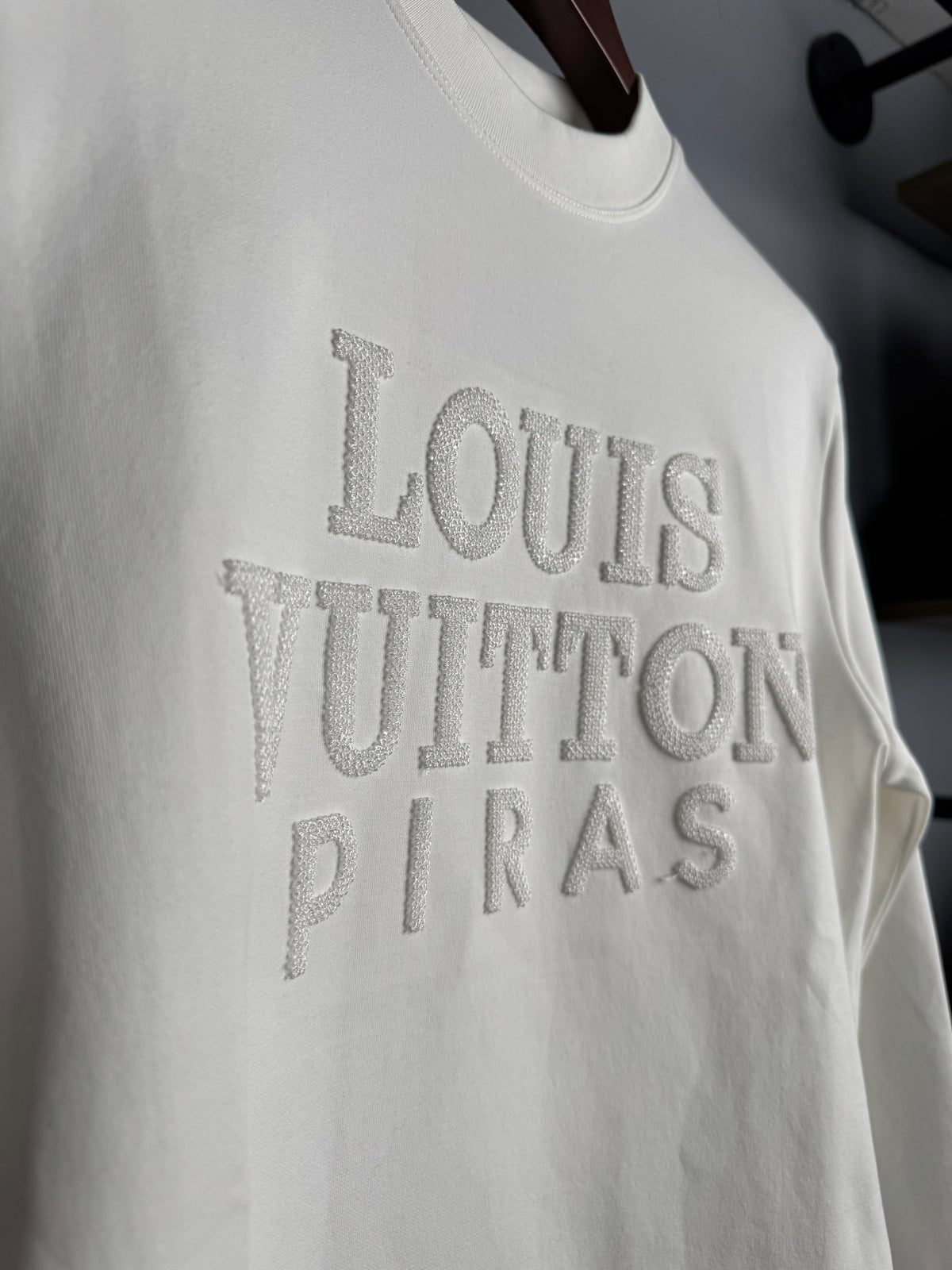 Louis Vuitton Pearl-Texture Logo Tee – White