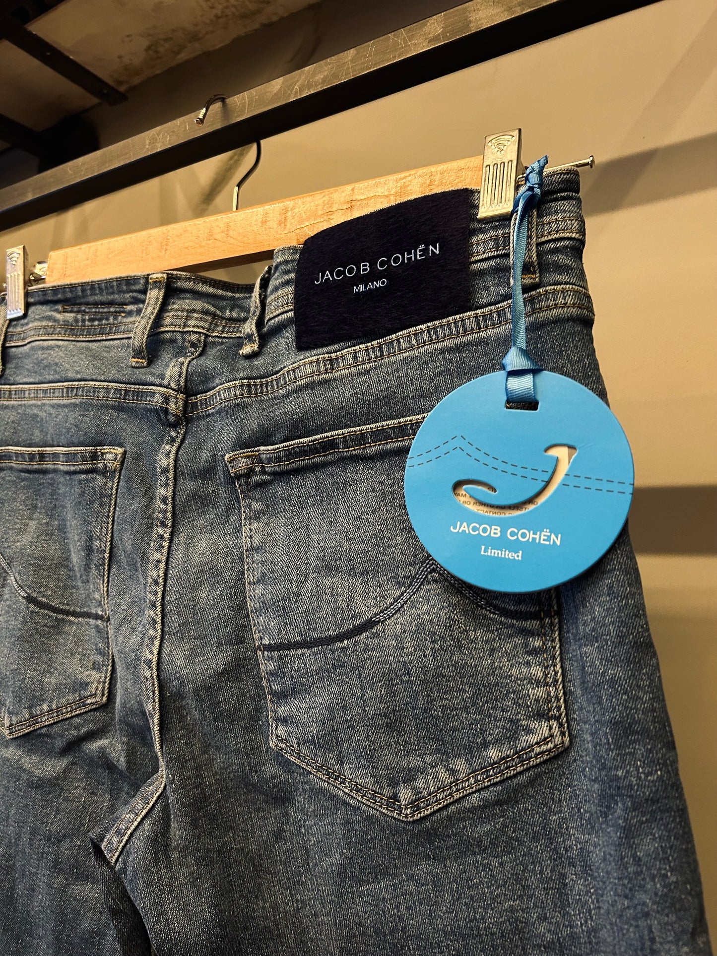 JACOB COĦEN BARD STRETCH LIGHT BLUE JEANS