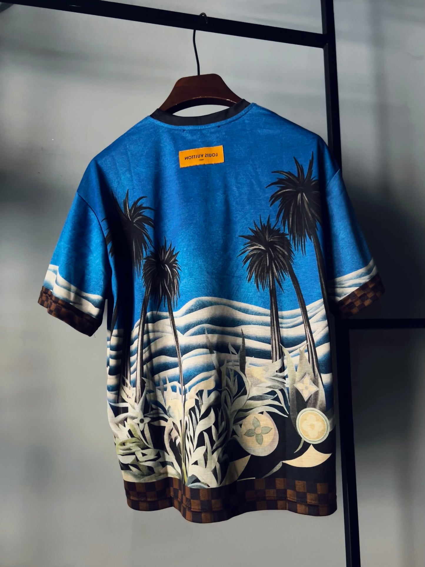 LOUIS VUTTION Monogram Printed T-Shirt