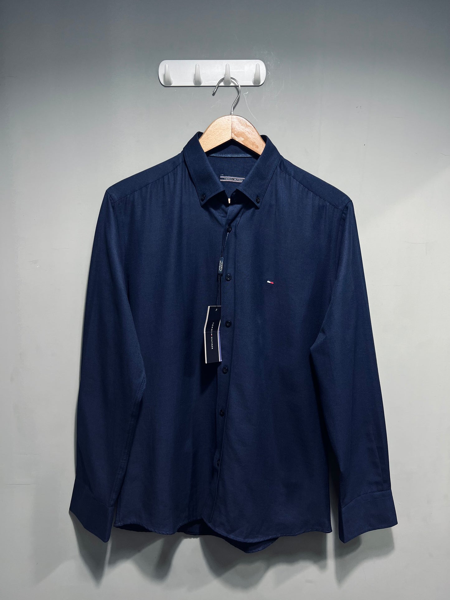 Tommy Hilfiger “Dark Blue”