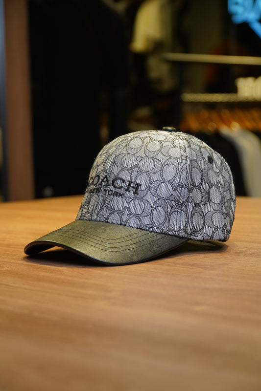 Coach Classic Signature Pattern Hat