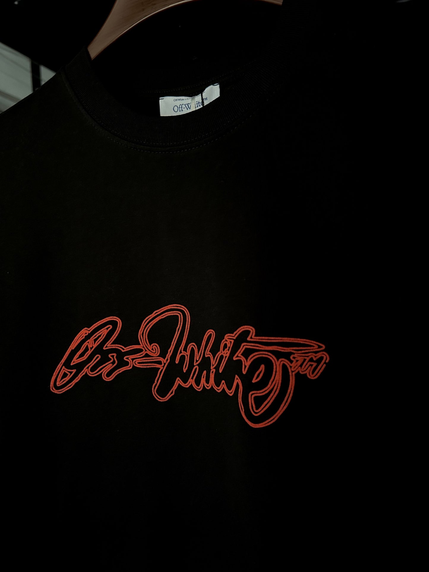 Off-White script outline skate T-shirt