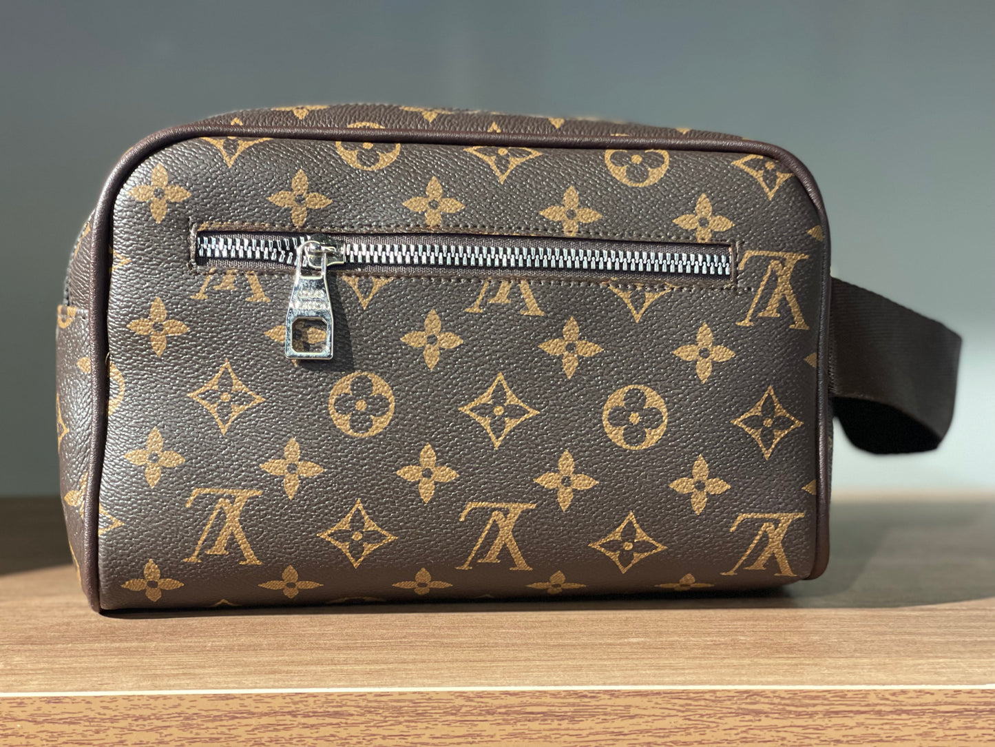 Louis Vuitton Hand Bag ‘Brown’ Style 2