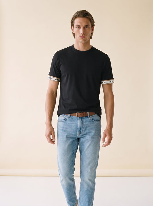 MODEL·HUGO BOSS — Logo Sleeve Detail T-Shirt — Black