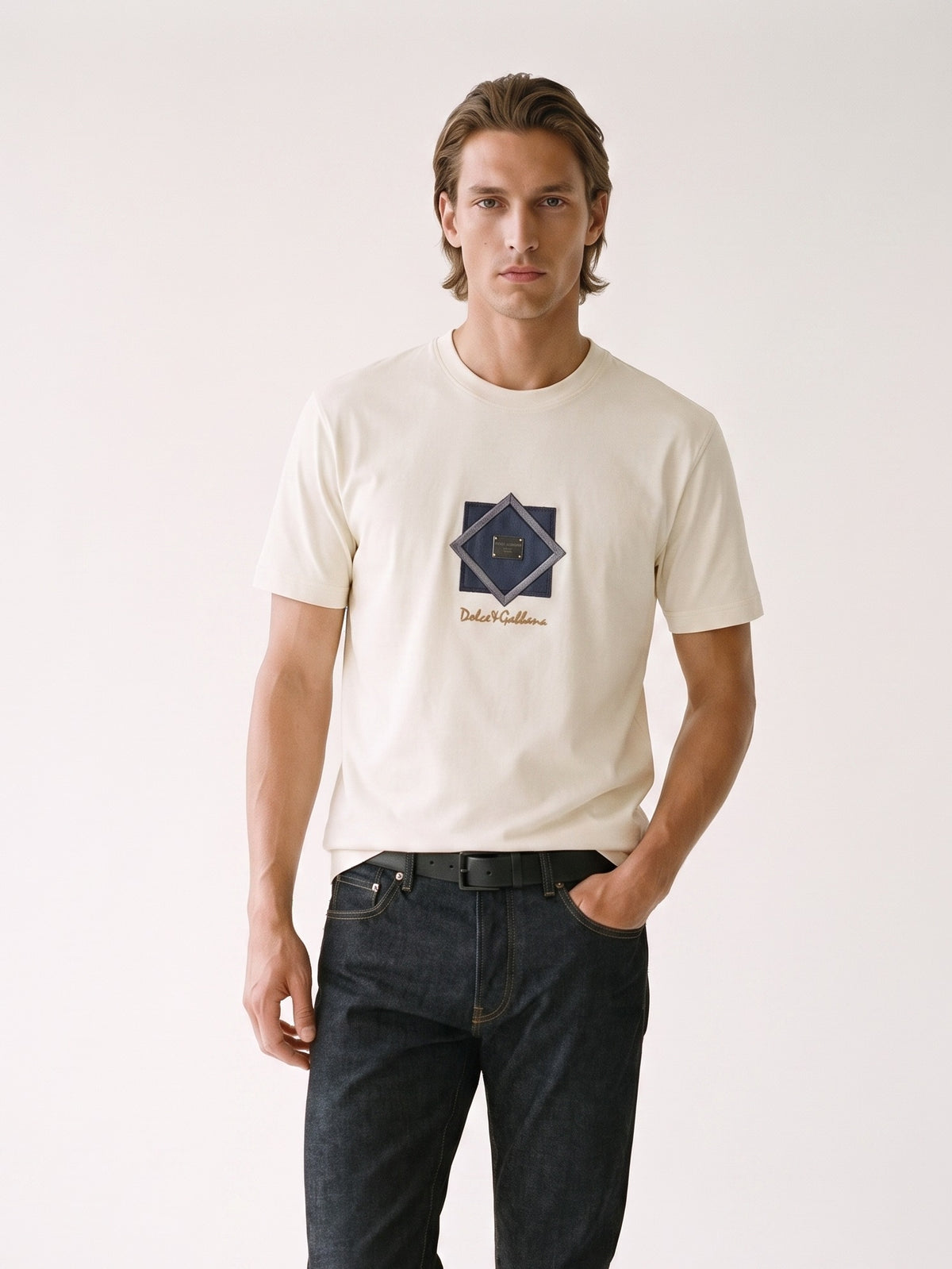 MODEL·DOLCE & GABBANA — Signature Badge T-Shirt — Cream