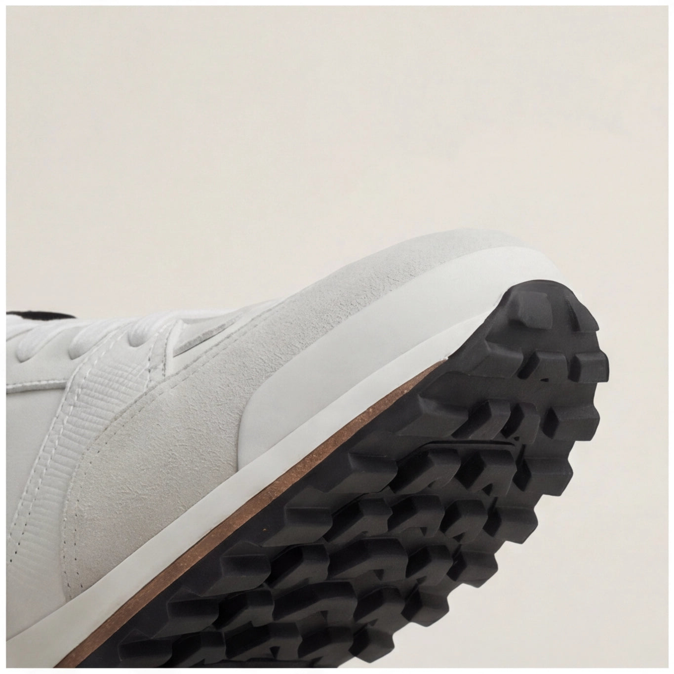 Hermès Velar Leather Sneakers – White