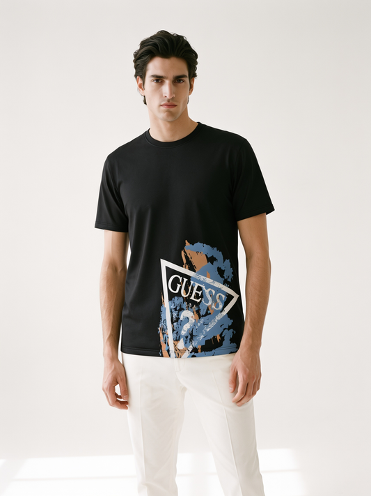 GUESS — Jeans Graphic T-Shirt — Black