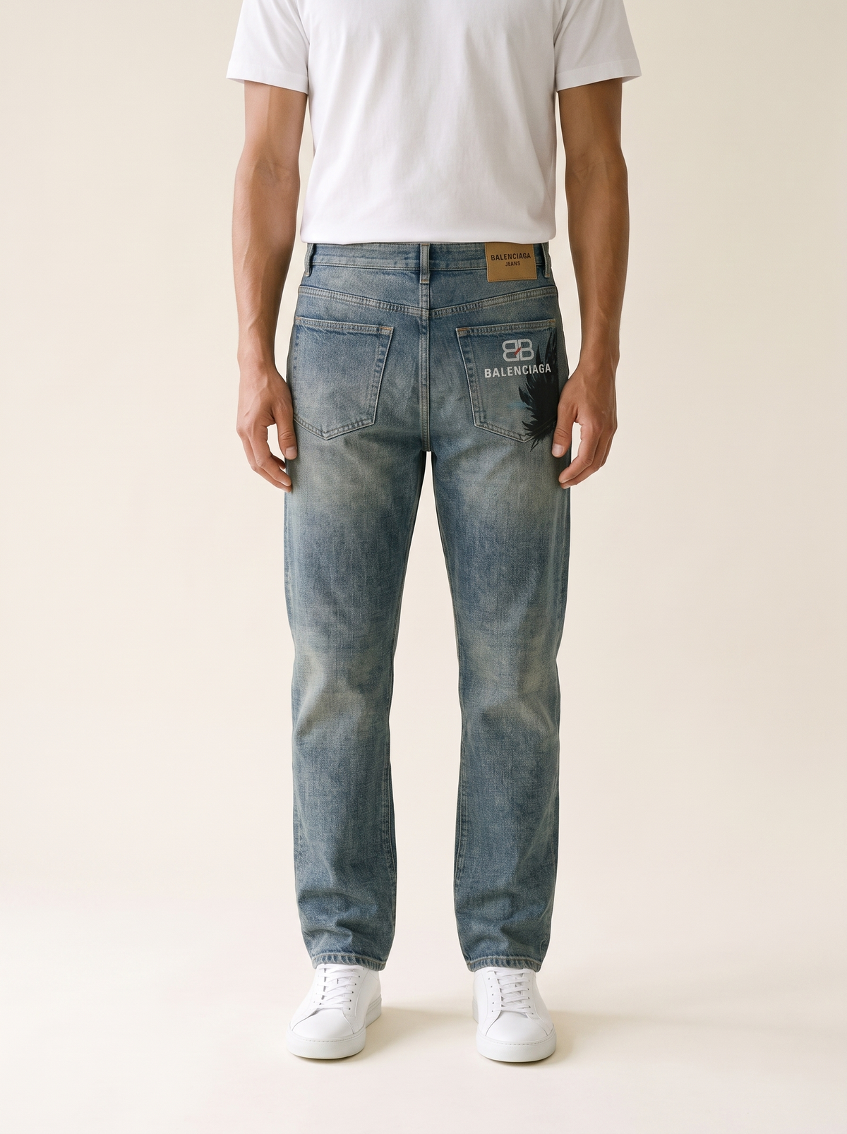 MODEL·BALENCIAGA — Vintage Wash Logo Jeans