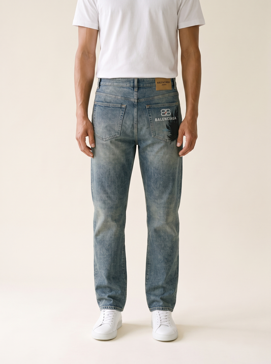 MODEL·BALENCIAGA — Vintage Wash Logo Jeans