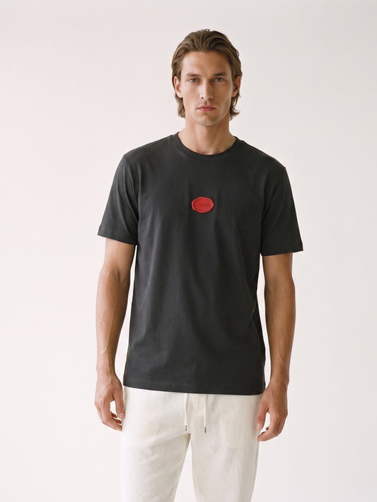 MODEL·HUGO BOSS — Red Logo Minimal T-Shirt — Black
