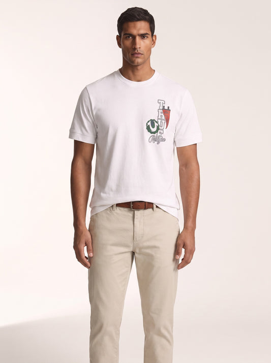 MODEL·TRUE RELIGION — Global Cities Graphic White T-Shirt
