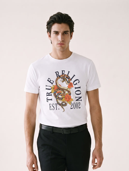 MODEL·TRUE RELIGION — Serpent Rose Graphic White T-Shirt